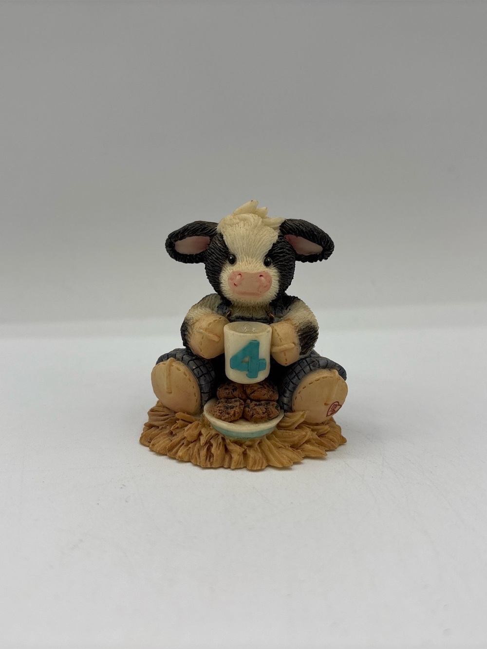 Mary’s Moo Moos 1997 Vintage Good Four Me Age Four Figurine 319155 Enesco EUC